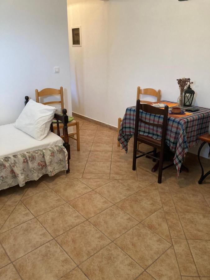 Agkyra Rooms Aladhinon Dış mekan fotoğraf